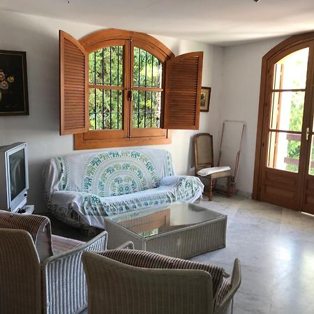 Casa-B- Pequeno Conjunto Adosados Apartment La Caleta-Guardia Luaran gambar